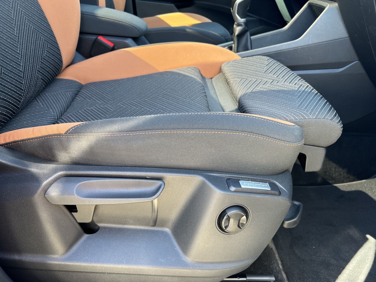 Caddy PanAmericana 1.5 TSI AHK*Navi*Pano**GRA