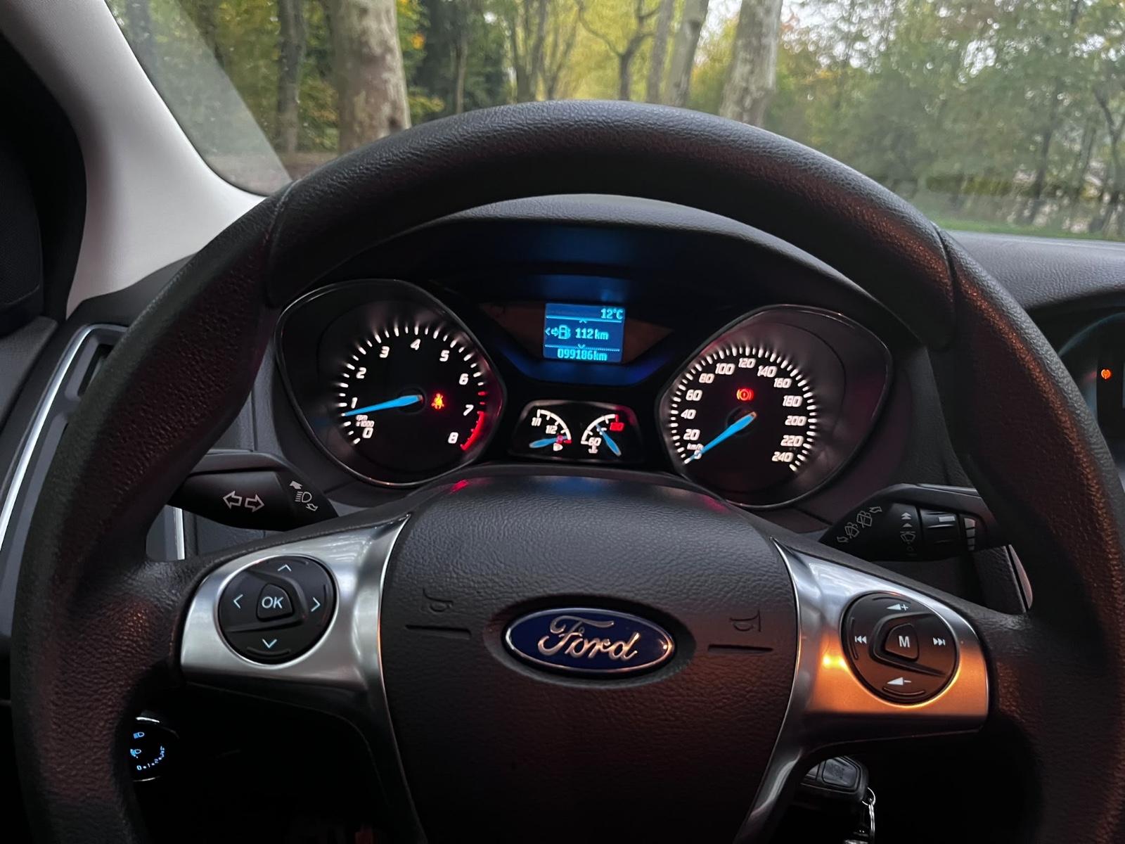 Ford Focus 2013 — фото 6