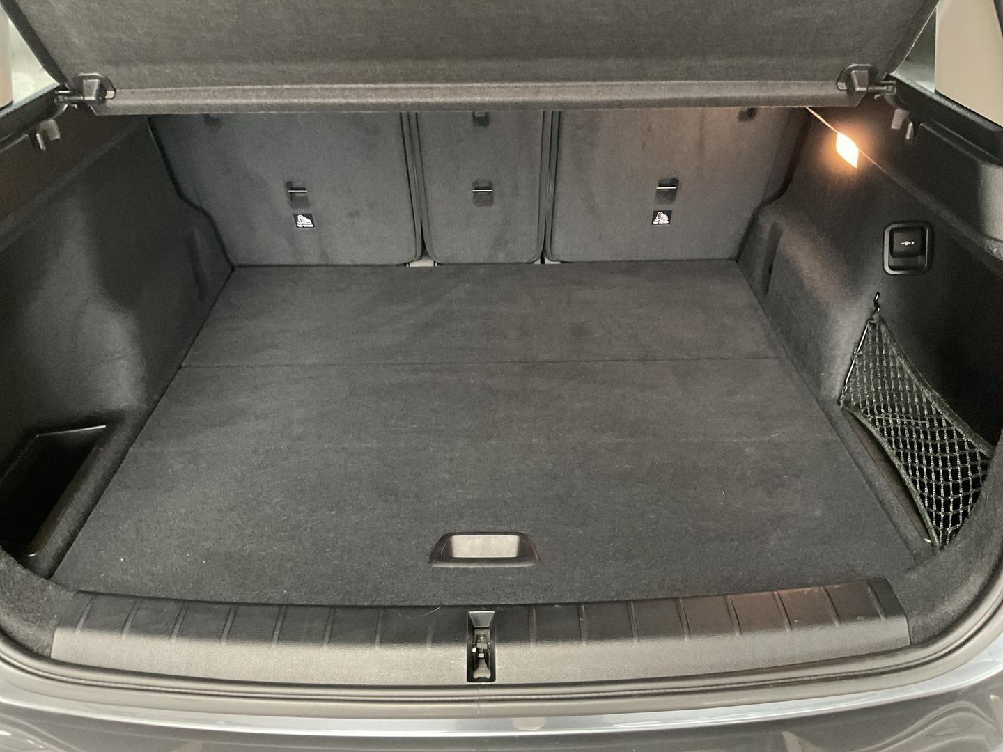 BMW X1 xDrive 20i Navi LED el-Heckklappe Klimaautom 
