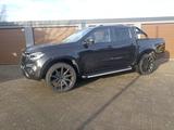 Mercedes-Benz X 350 d 4Matic Doppelkabine Edition Power - schwarze Mercedes-Benz X 350