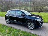 Volkswagen T-Cross 1.0 TSI Navi AHK Kamera - VW T-Cross von privat