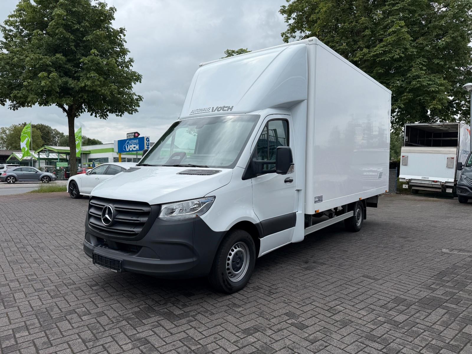 Mercedes-Benz Sprinter 317 Koffer mit Portaltüren 4600mm