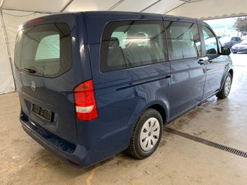 Mercedes V 220 - 7