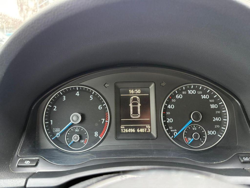 Volkswagen Scirocco R 2.0 TSI 265 ch BVM / Dynaudio / Bi-Xénon / Sièges chauffants / Jantes 18" Talladega