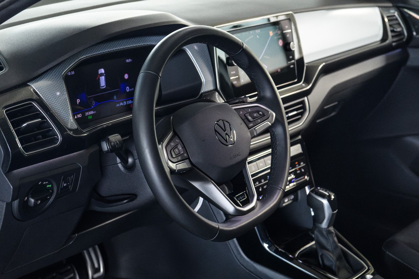 Fahrzeugabbildung Volkswagen T-Cross Goal 1.0 TSI DSG LED+AHK+NAV+ACC+APP+SHZ