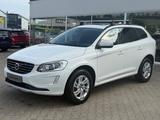 Volvo XC 60 Momentum 2WD * Pano*Kamera*Xenon*AHK * - gebrauchte Volvo XC60 aus dem Jahr 2016