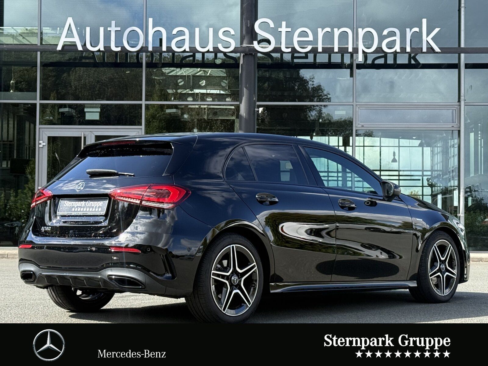 Mercedes-Benz A 180 AMG Line Edition 360 Ambiente AppleCar uvm foto 3
