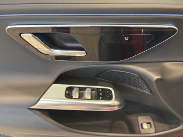 Mercedes E 200 - 11