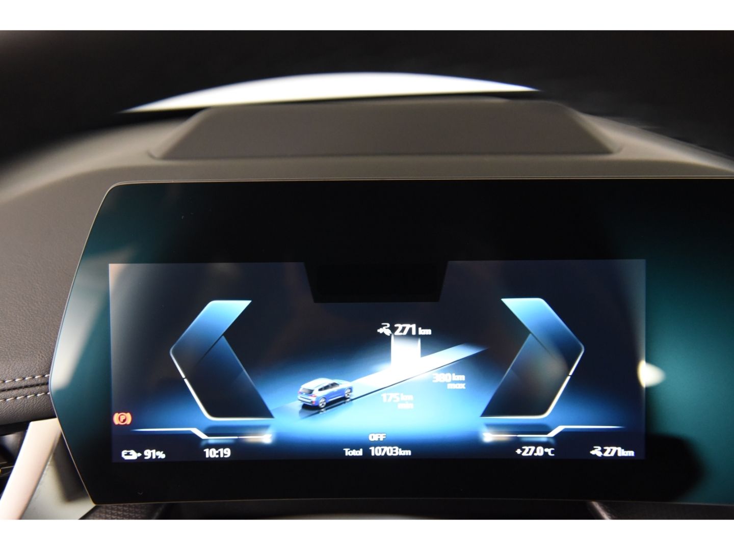 BMW iX1 - Bild 6