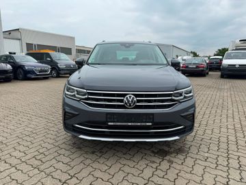 Volkswagen Tiguan - 12