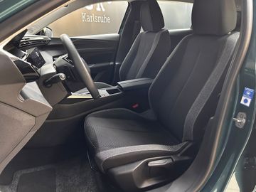 Peugeot 308 - 8