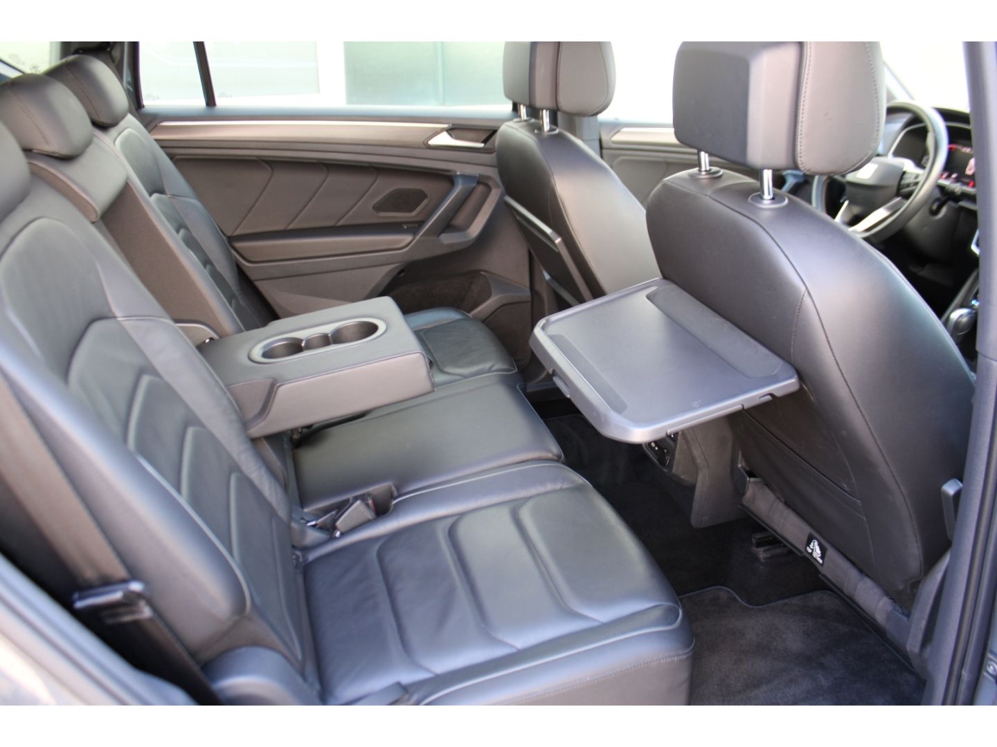 Fahrzeugabbildung SEAT Tarraco Xcellence 4Drive Pano LED ACC AHK StHZg