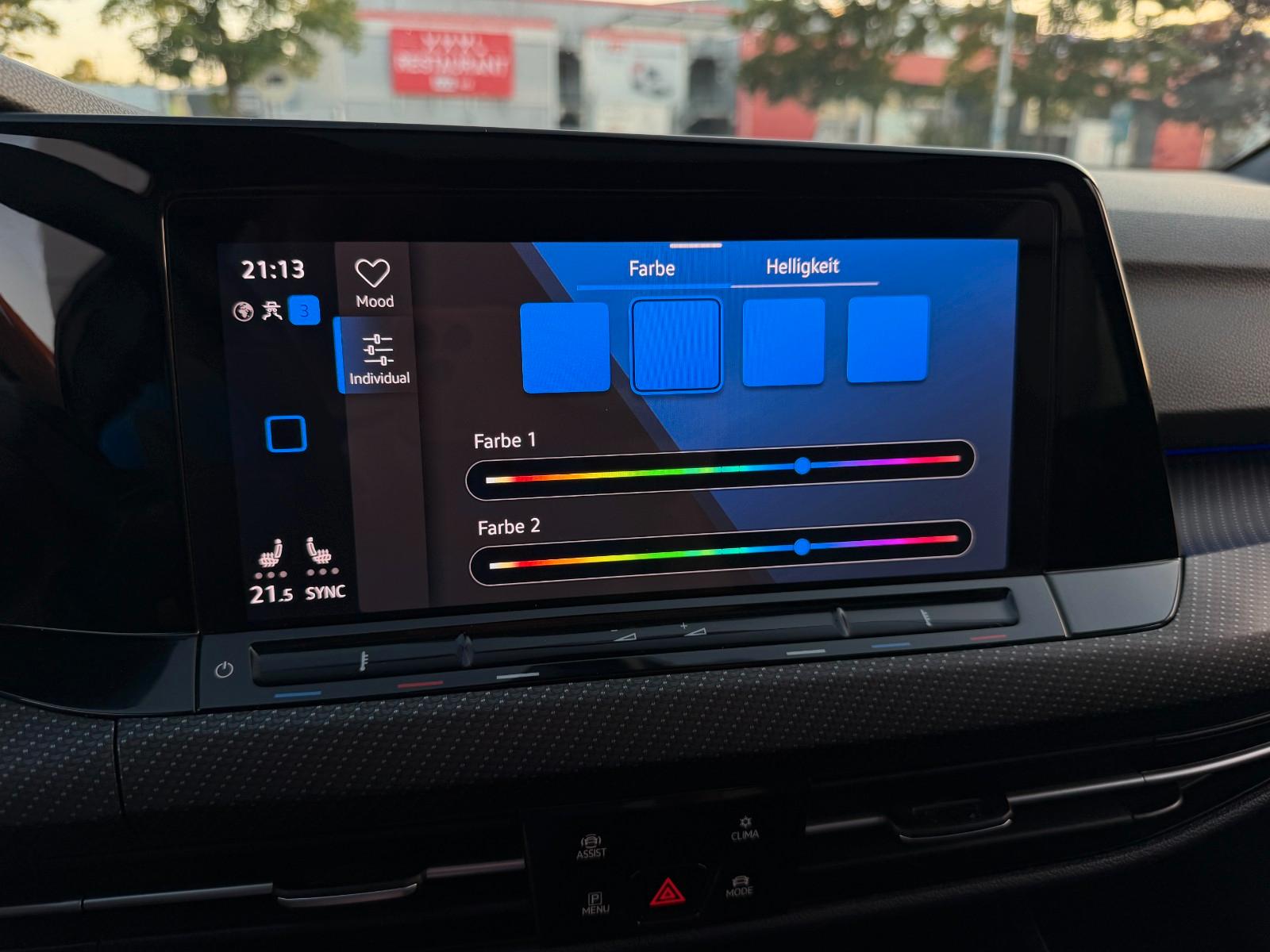 Volkswagen Golf VIII R 4Motion PANO*ACC*SOUND*LANE*SIDE*LED, миниатюра 19