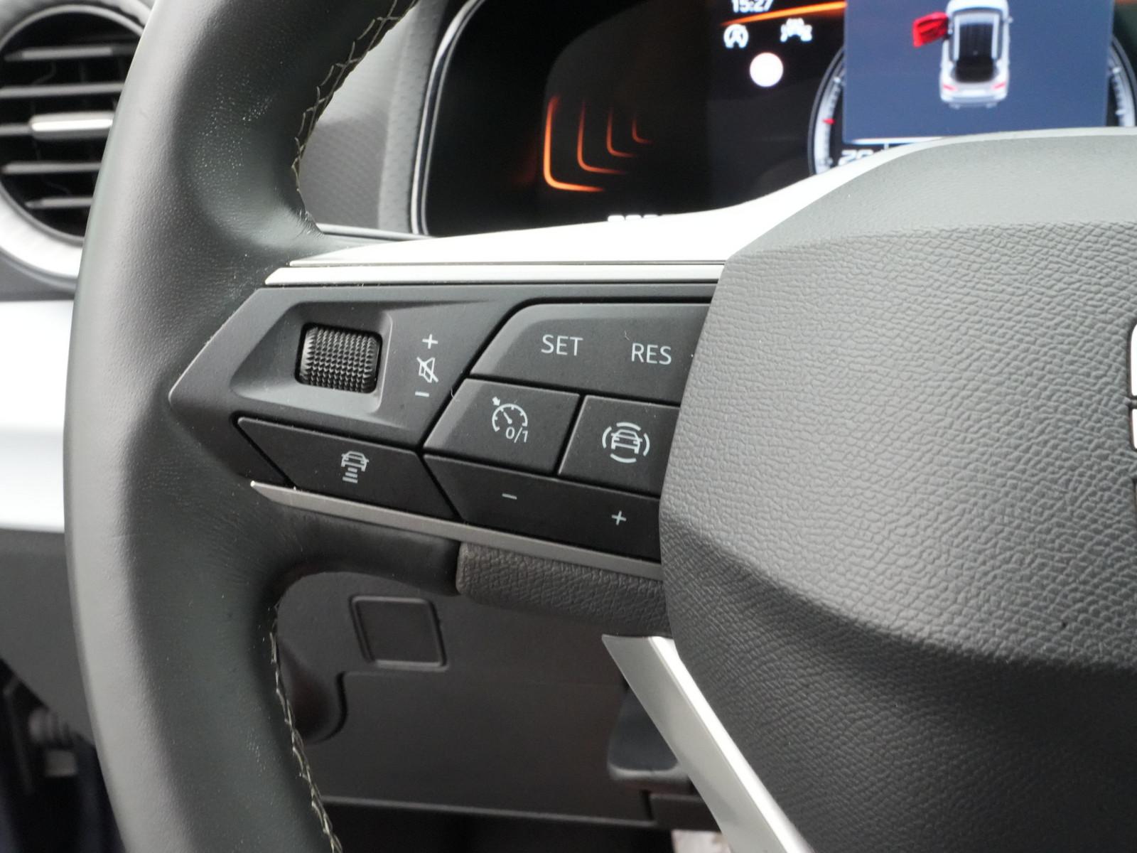 Seat Arona Style ACC NAVI KAM KEYLESS PDC LED