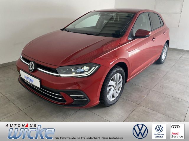 Polo 1.0 TSI DSG Style NAVI KLIMA REAR VIEW
