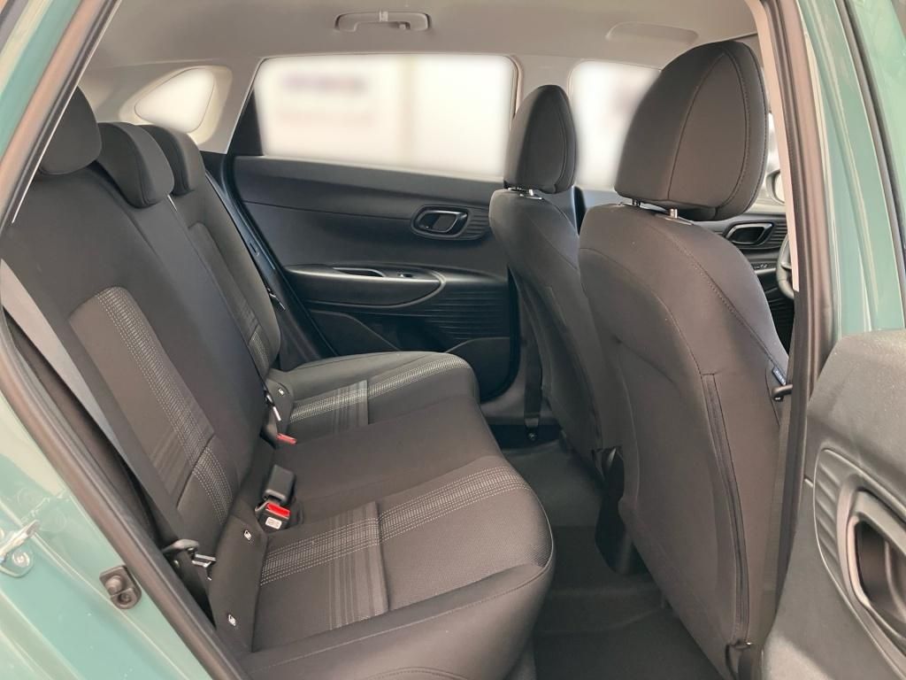 Fahrzeugabbildung Hyundai i20 1.2 5-MT Select Navi SpurH KAM PDC