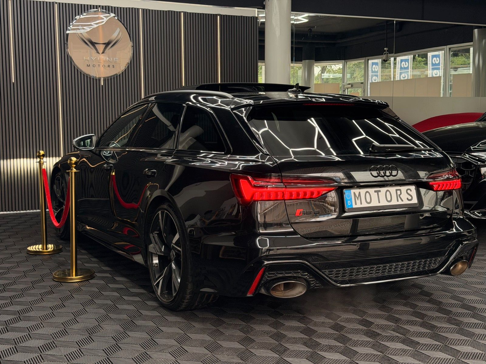 Audi RS6 AVANT QUATTRO MATRIX CARBON PANO HUD B&O 360 foto 9