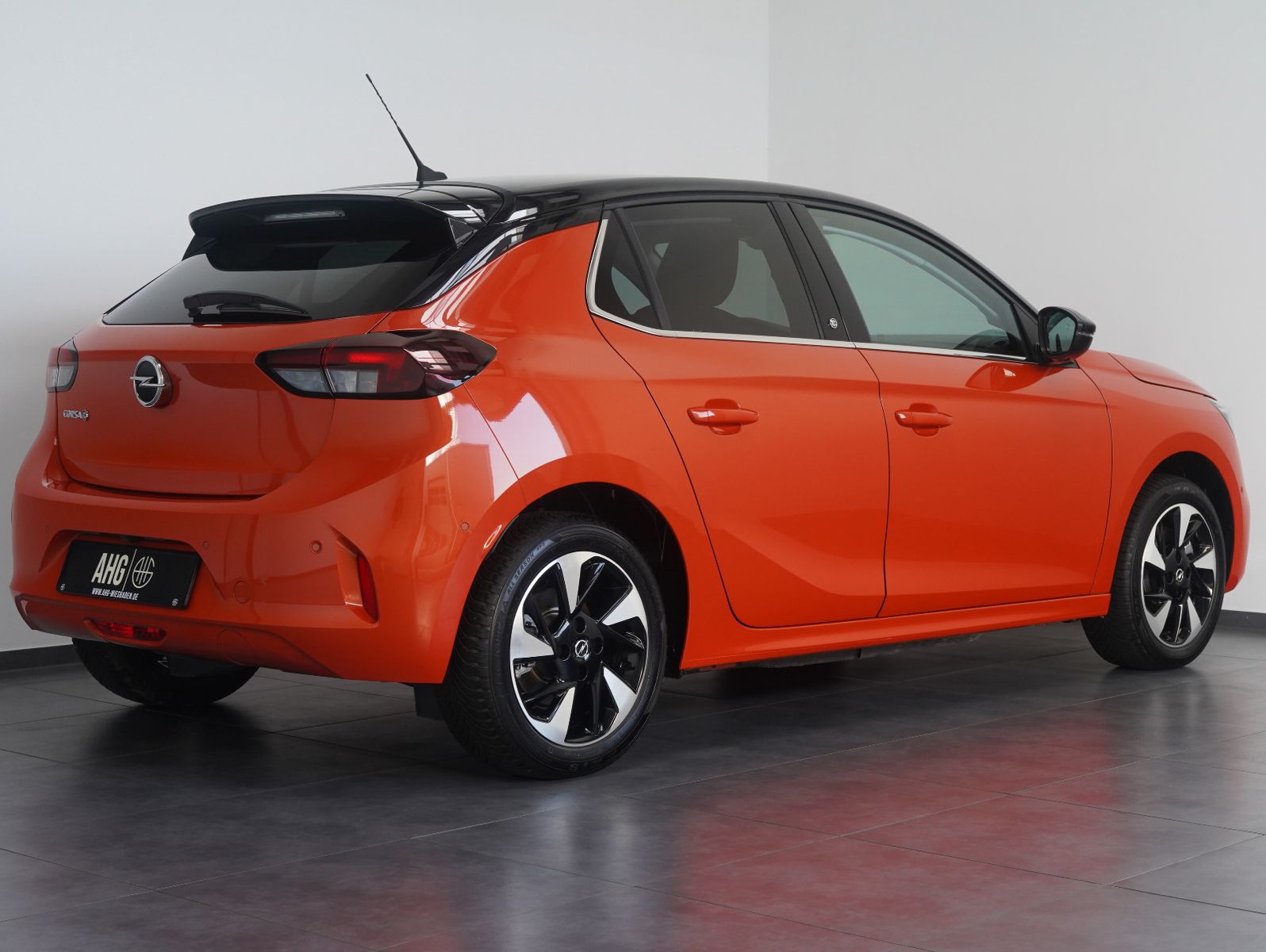 Fahrzeugabbildung Opel Corsa F e Elegance LED/CARPLAY/DAB/11KW/SOH