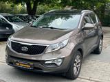 Kia Sportage Dream Team 2WD-Euro6-Panorama-Garantie - Kia Sportage mit Schiebedach