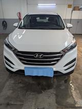 Hyundai TUCSON 1.6 Gdi Navigation  - Hyundai TUCSON von privat