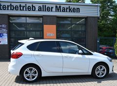 BMW 218 d Active Tourer Advantage Navi AHK LED PDC