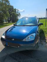 Ford Focus 1,6 Viva Turnier 1,6 - Ford Focus aus 2004: Viva