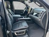 Dodge RAM 1500 Laramie Night Sunroof *22*Luft*HUD*MY25 - Dodge RAM in Bochum