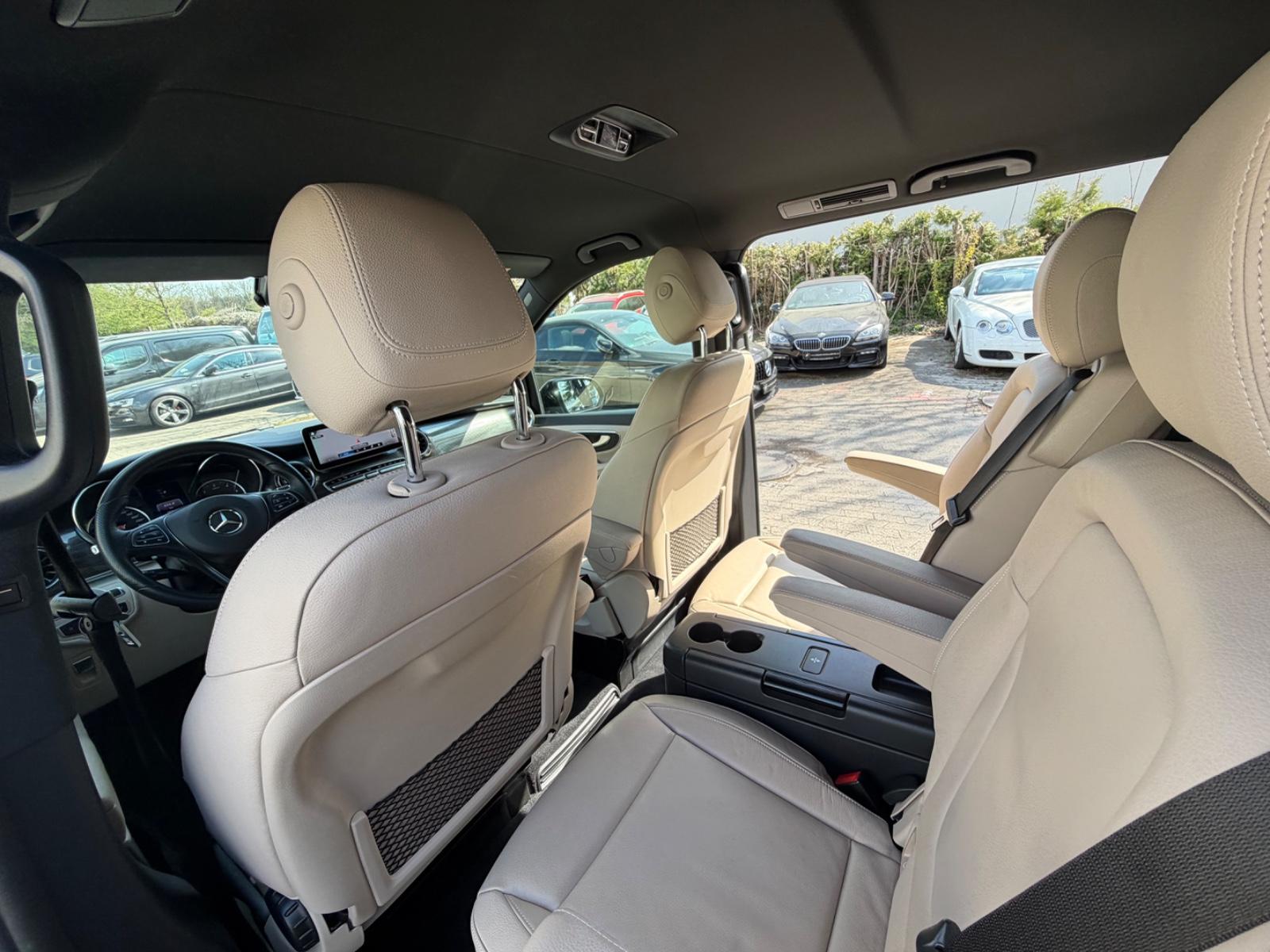 Mercedes-Benz V250d°AVANTGARDE°4MATIC°extralang°MietwagenPaket