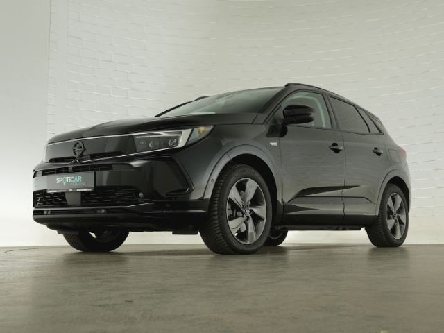 Grandland GSe PHEV 4X4 AT+LED+RÜCKFAHRKAMERA+NAV