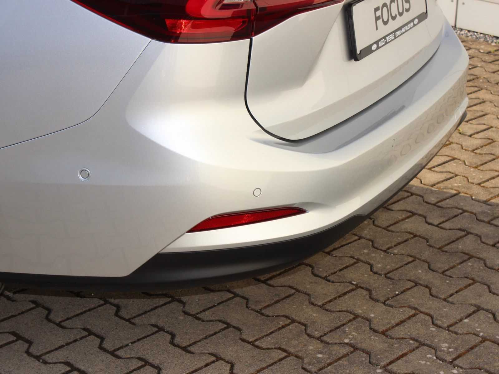Fahrzeugabbildung Ford Focus Titanium X 1,0 EcoBoost MildHybrid