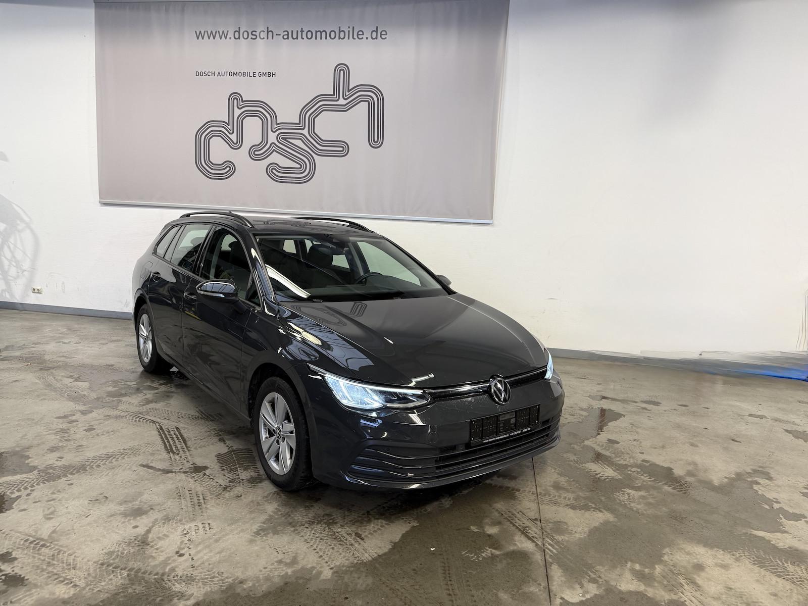 Volkswagen Golf Var. Life 110kW/KAMERA/NAVI/AHK/LED/StHz.