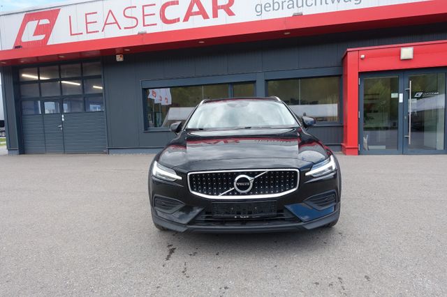 Volvo V60 Cross Country Pro AWD *EXP. 15990*