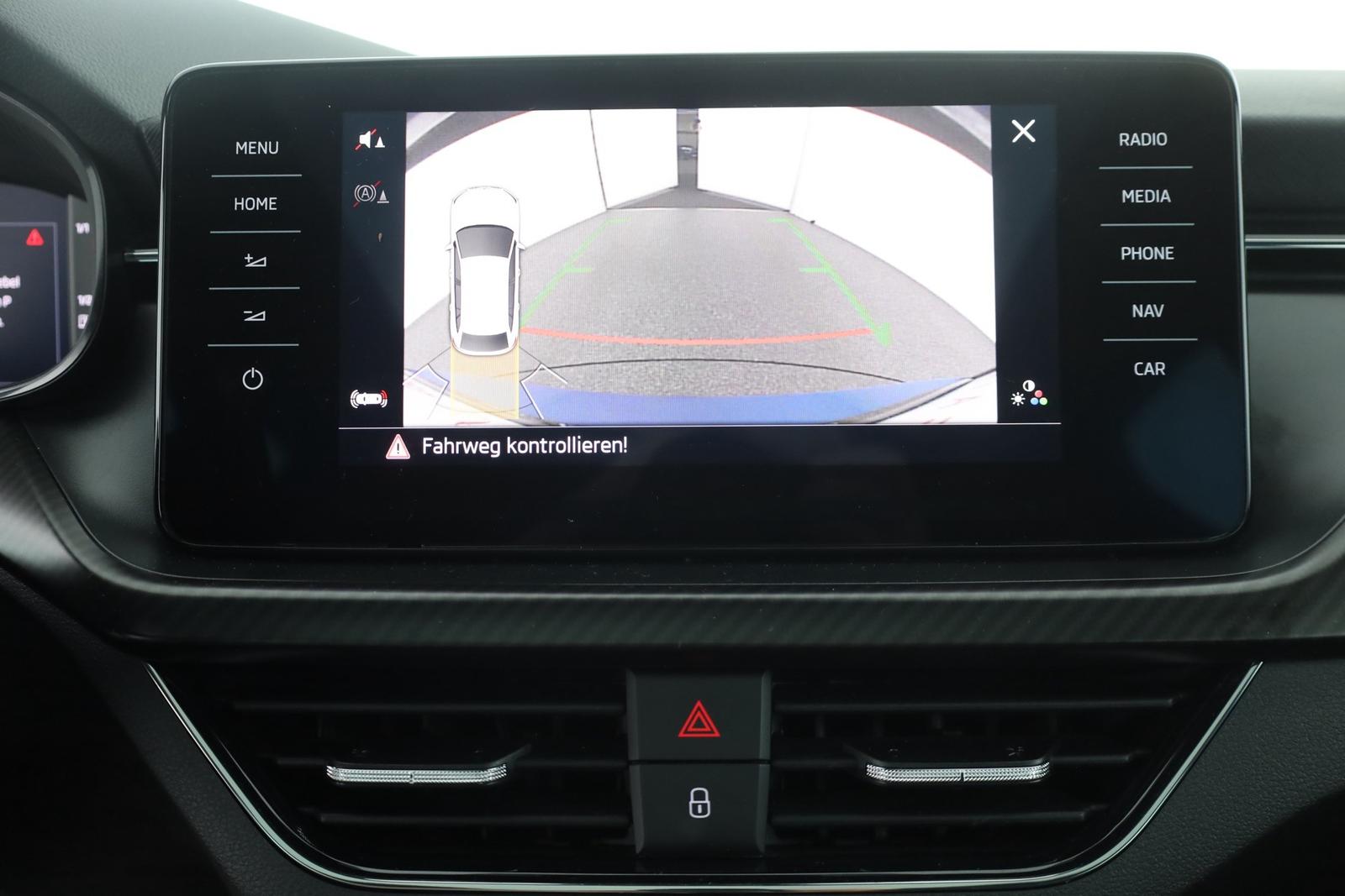 Skoda Scala 1.5 TSI DSG Monte Carlo LED Panorama Navi