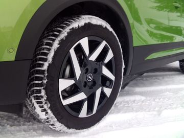 Bild 24 Opel Mokka 1.2T GS Alcantara Voll-LED Navi-App AT