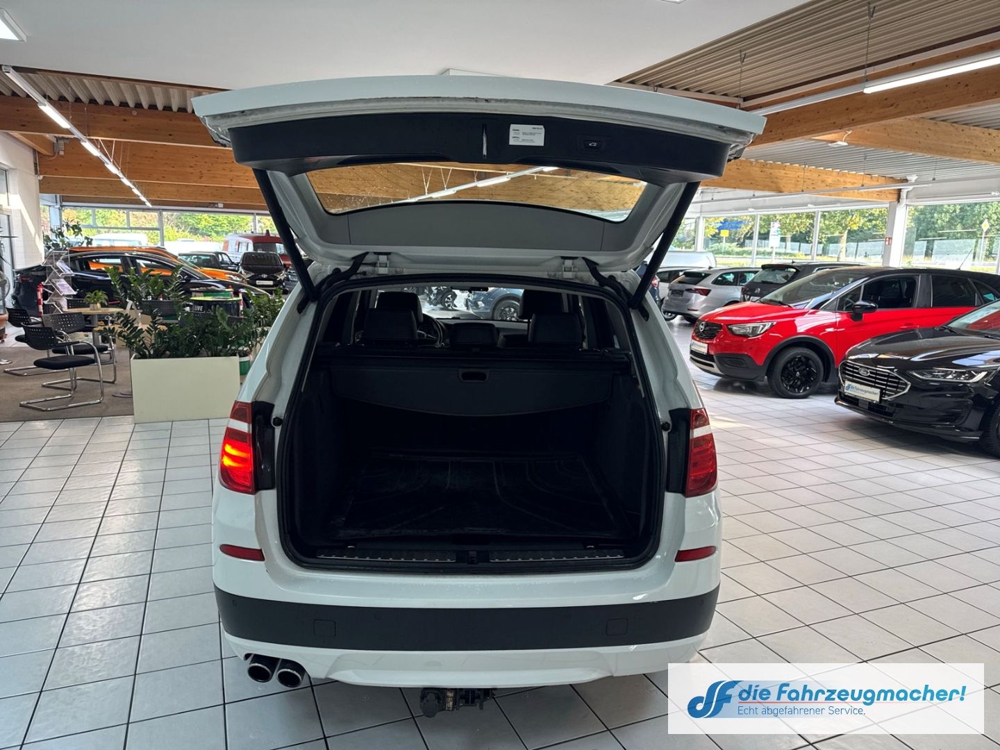 Fahrzeugabbildung BMW X3 xDrive 30d  El. Panodach Bi-Xenon *EXPORT