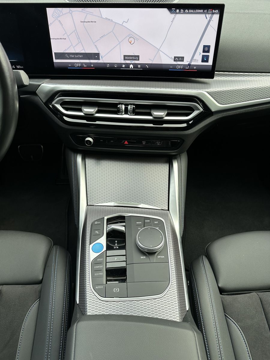 Fahrzeugabbildung BMW i4 40 eDrive M-Sport Pro NAV+LASER+PANO+ACC+19ZO