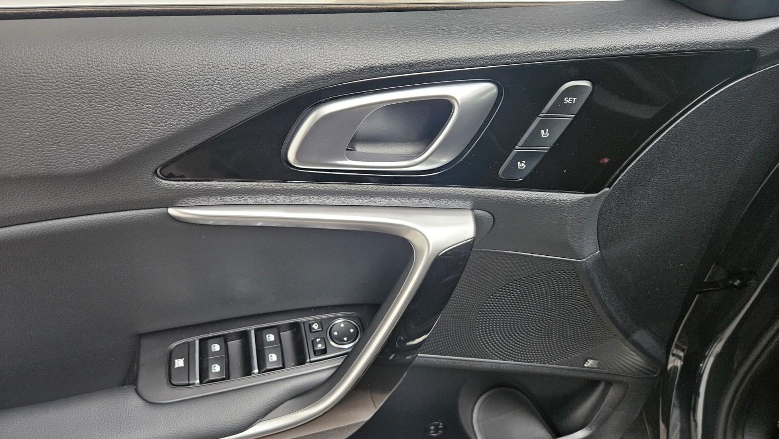 Kia CEED SW GT Line DCT Navi Pano Kamera Technologie