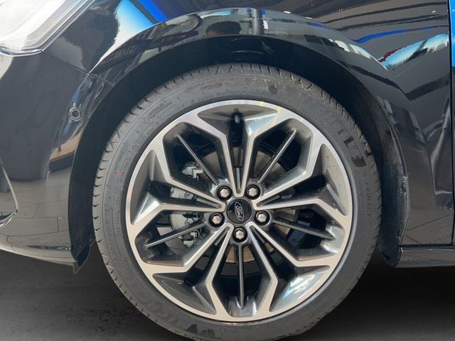 Fahrzeugabbildung Ford Focus Turnier ST-Line X MHEV HUD Navi Winter Pak