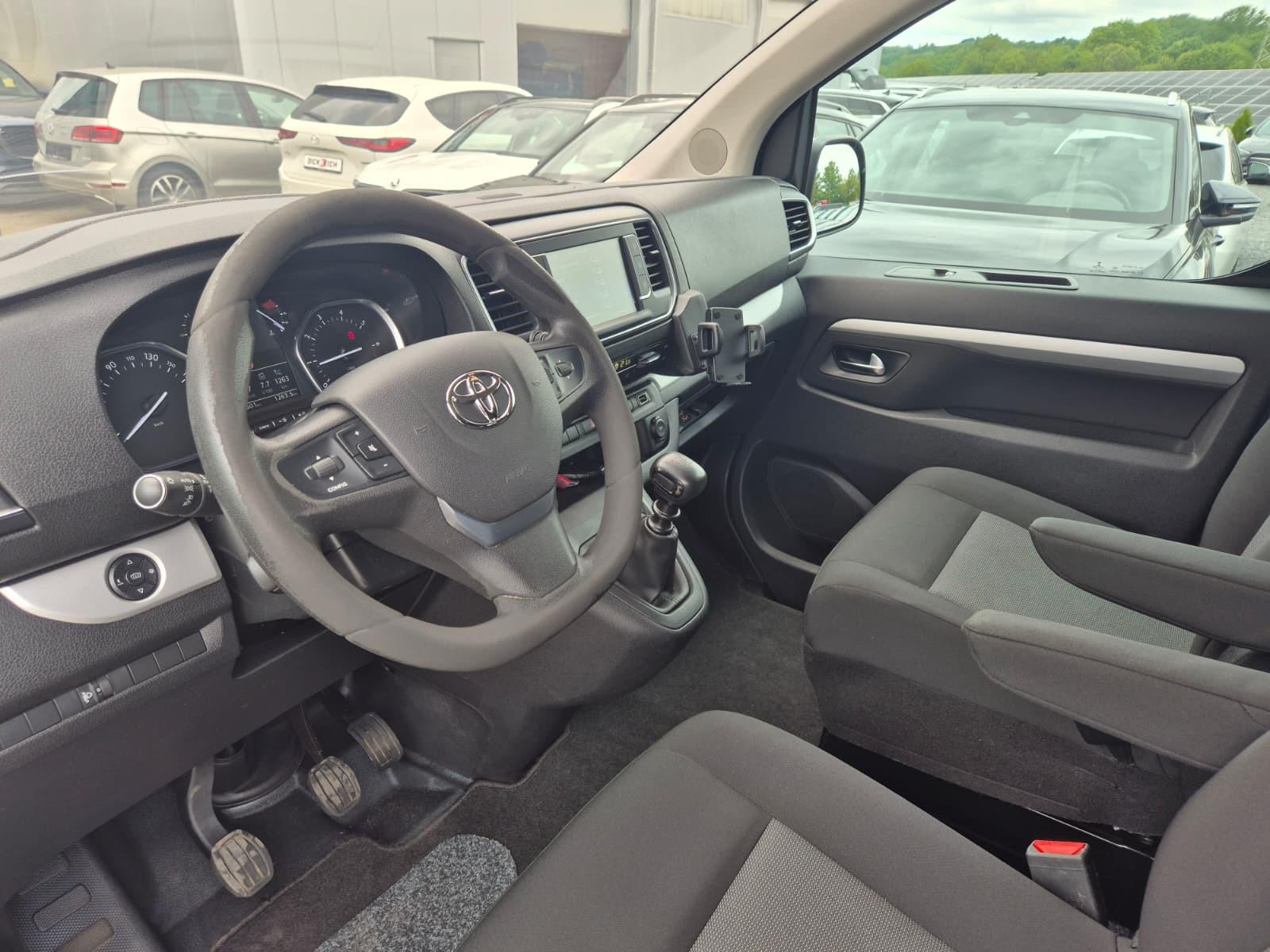Toyota Proace L1 Shuttle Comfort*AHK*Standhzg.*ACC*HUD*