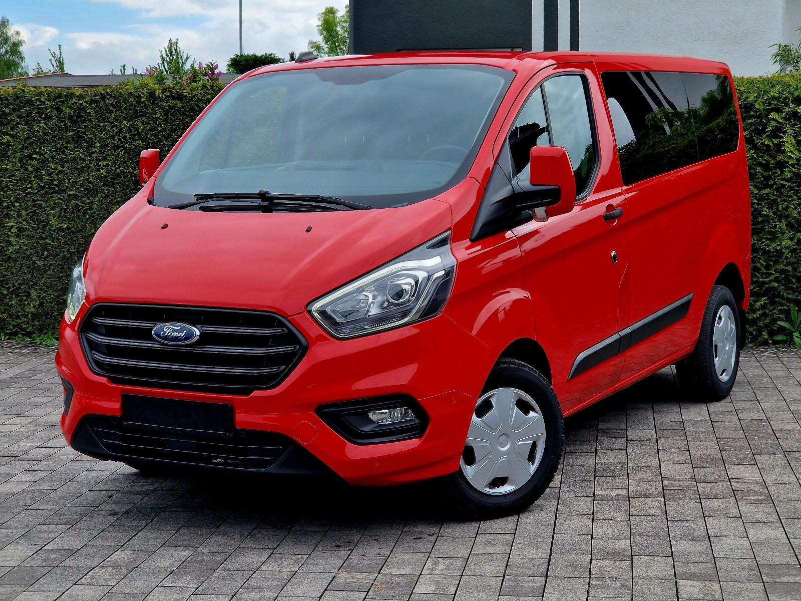 Ford Transit Custom Kombi 320 L1 (9-Sitzer, Klima)
