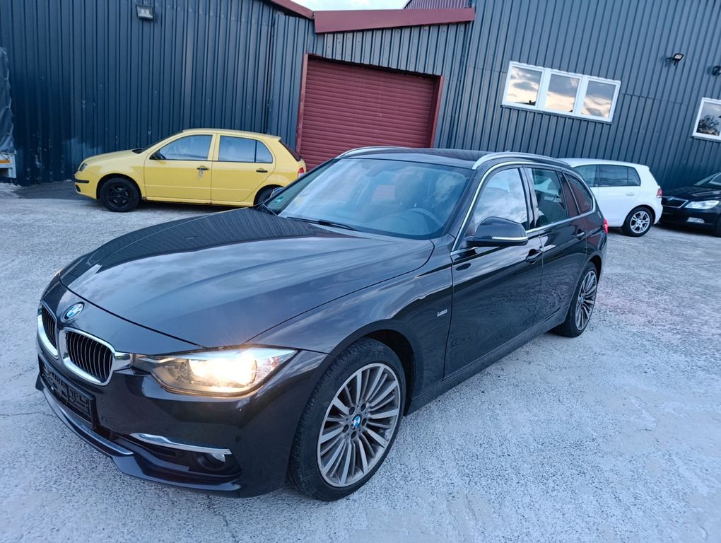 Image of BMW 320