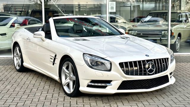 Mercedes-Benz SL 500 AMG Line - V8 Biturbo - 46.775km  2. Hand