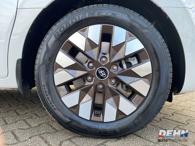 Hyundai STARIA 2WD 2.2 CRDi Signatur 7Sitzer Standheizun