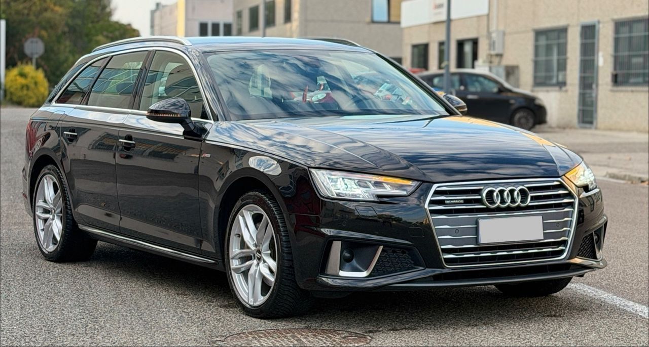 Audi A4 Avant 40 TDI quattro S-Line Unico Propri