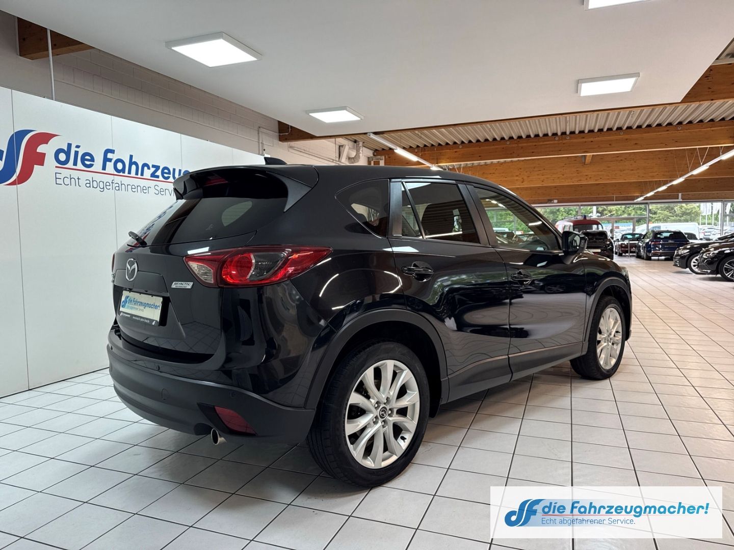 Fahrzeugabbildung Mazda CX-5 Sports-Line AWD 4x4 AUTOMATIK 2.2 SKYACTIV-