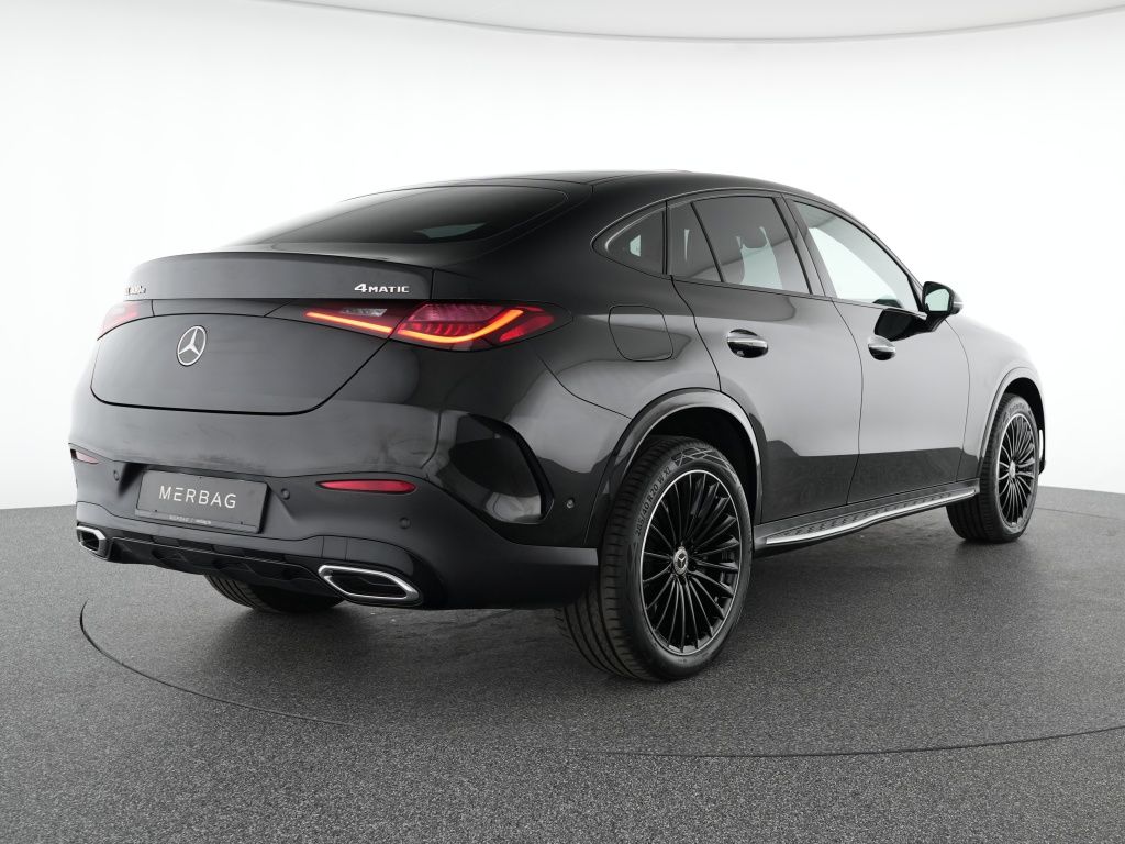 Mercedes-Benz GLC 300 e 4M AMG Night Pano Digital L Memory imagem 3