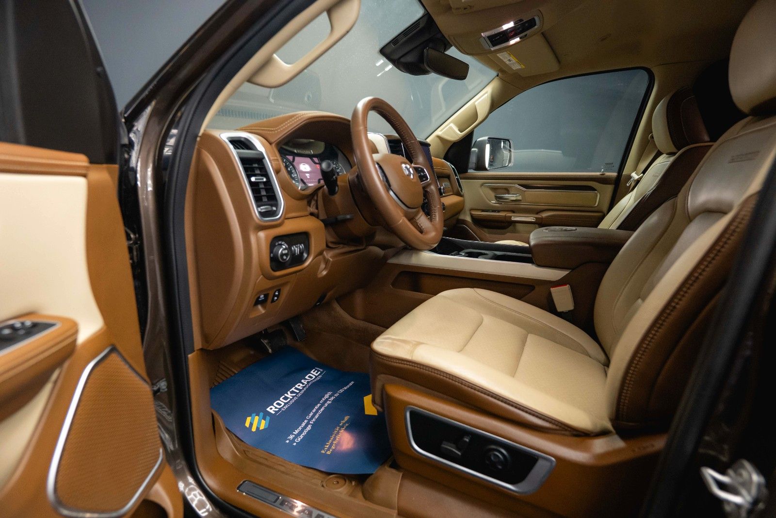 Fahrzeugabbildung Dodge RAM 5.7 V8 HEMI 4x4 LARAMIE Limited Offroad LED