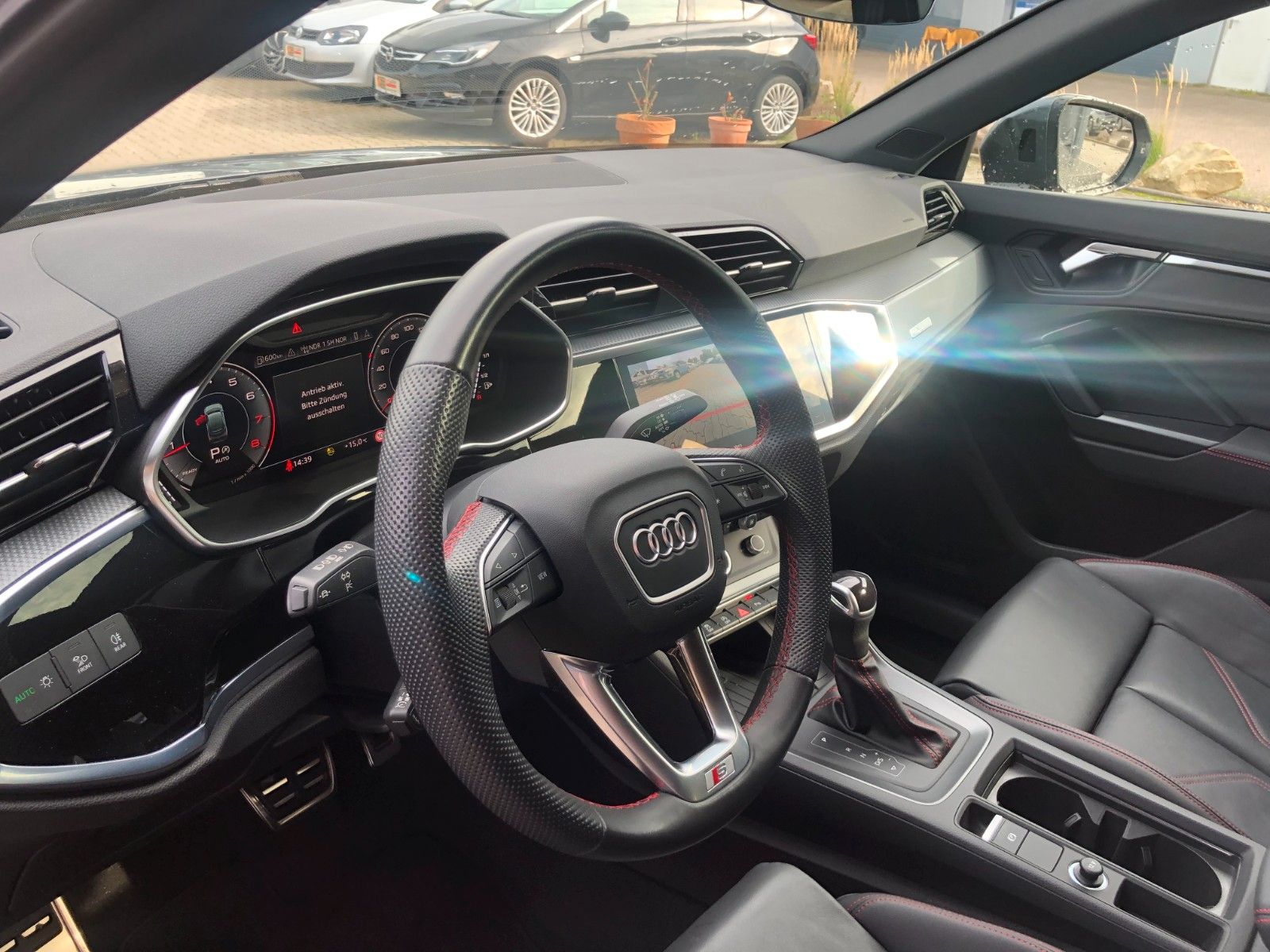 Fahrzeugabbildung Audi Q3 Sportback 35 TFSI S line