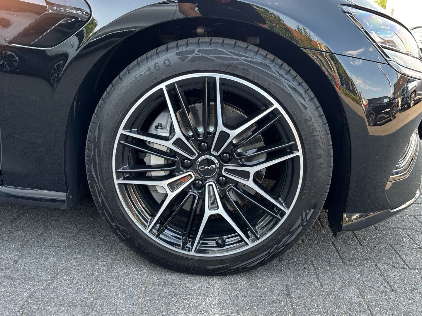 BYD SEAL