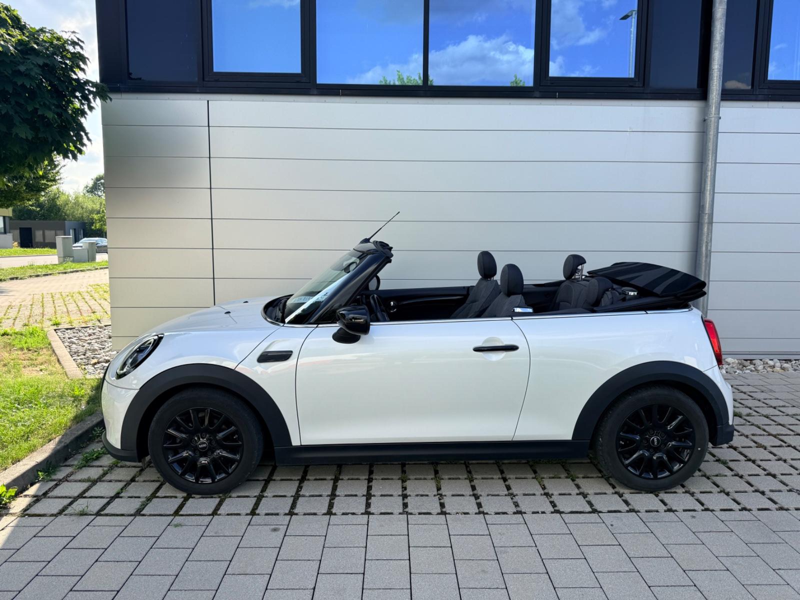 MINI Cooper Cabrio Class. Trim Leder/Navi/LED